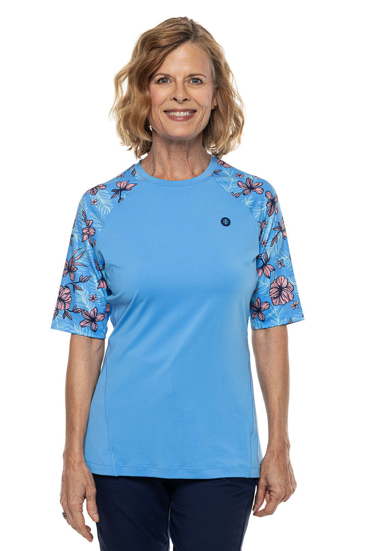 Women's Devi Short Sleeve Fitness T-Shirt | Clear Sky Blue TROPICAL DAZE