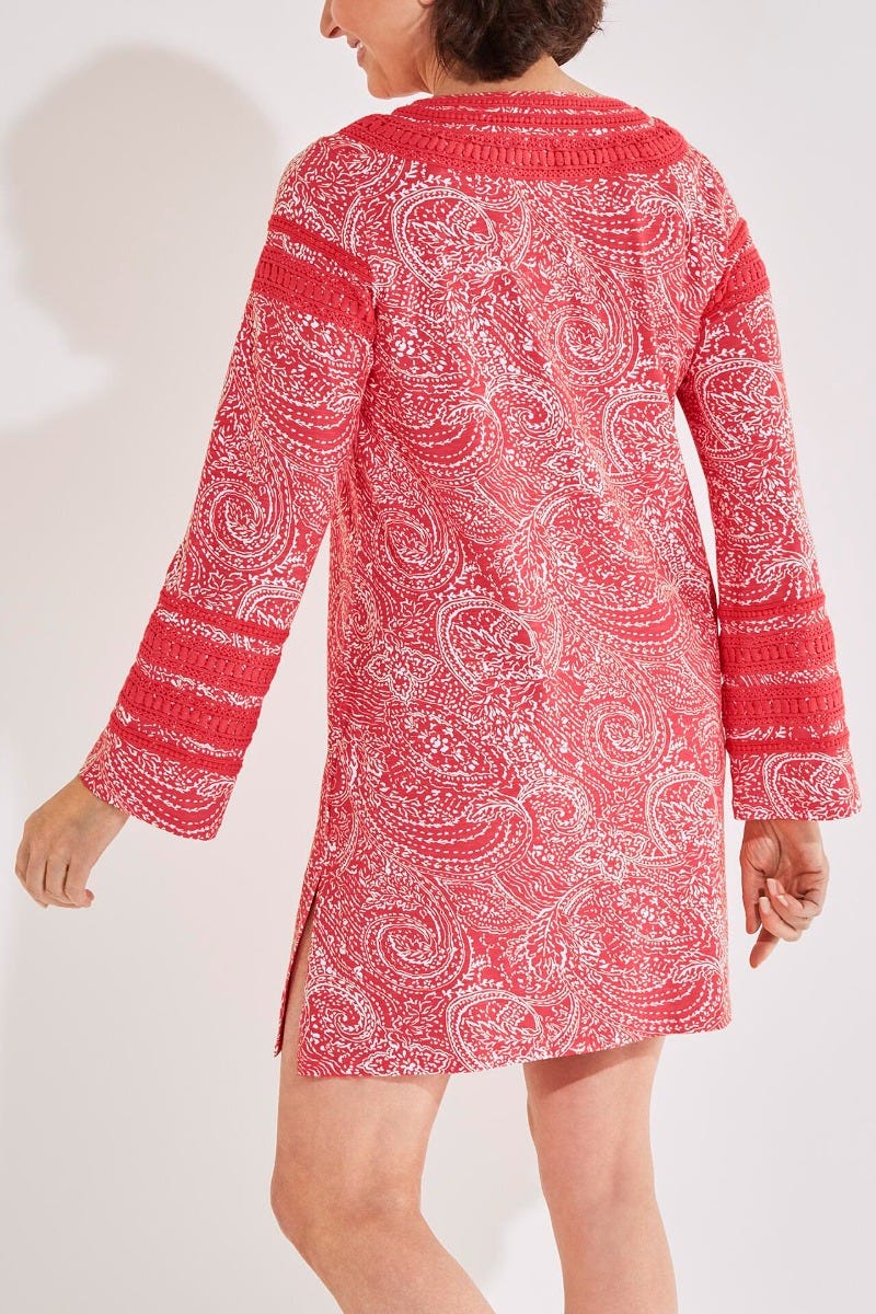 Color_Radiant Coral Delicate Paisley