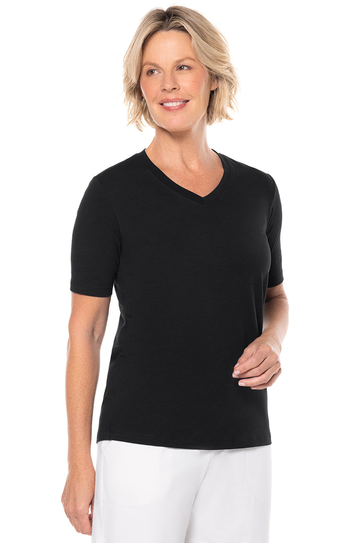 Women's Morada Everyday Short Sleeve V-Neck T-Shirt | Black