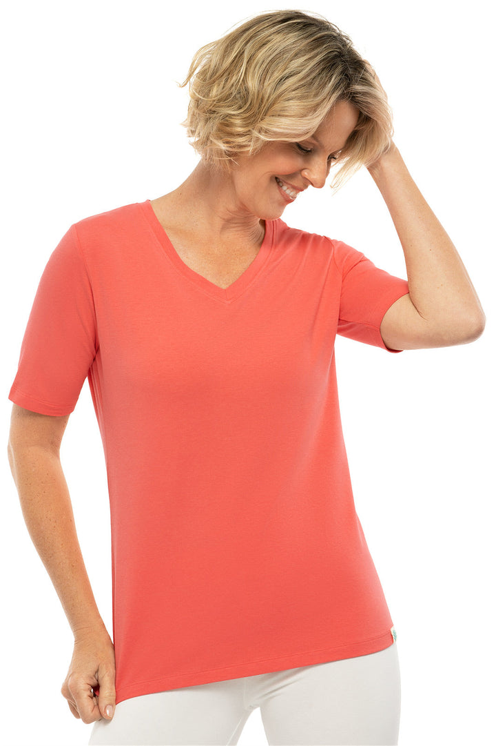 Women's Morada Everyday Short Sleeve V-Neck T-Shirt | Vivid Coral