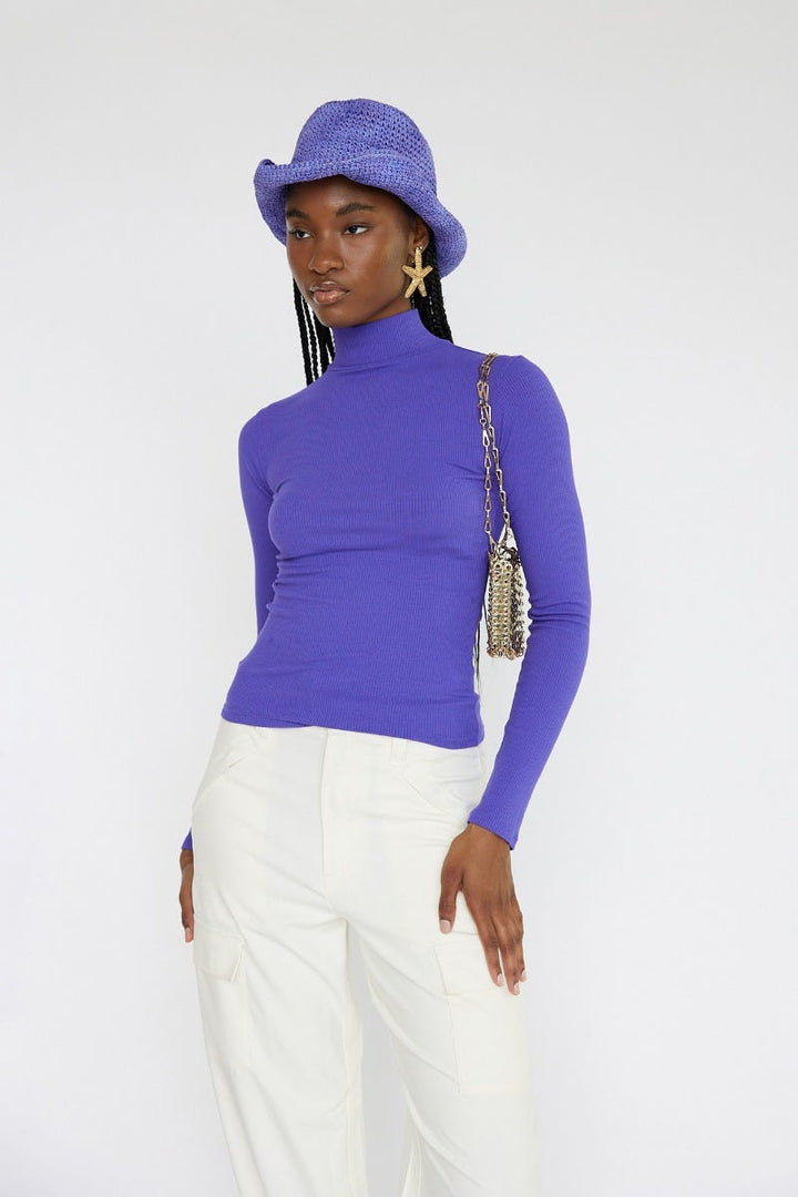 Women's Roule Turtle Neck Top | Amethyst